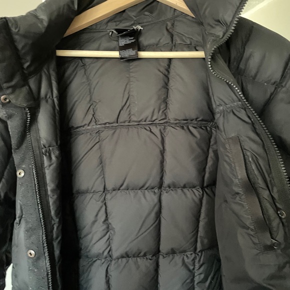 COPY - The North Face Winter jacket - Picture 8 of 11